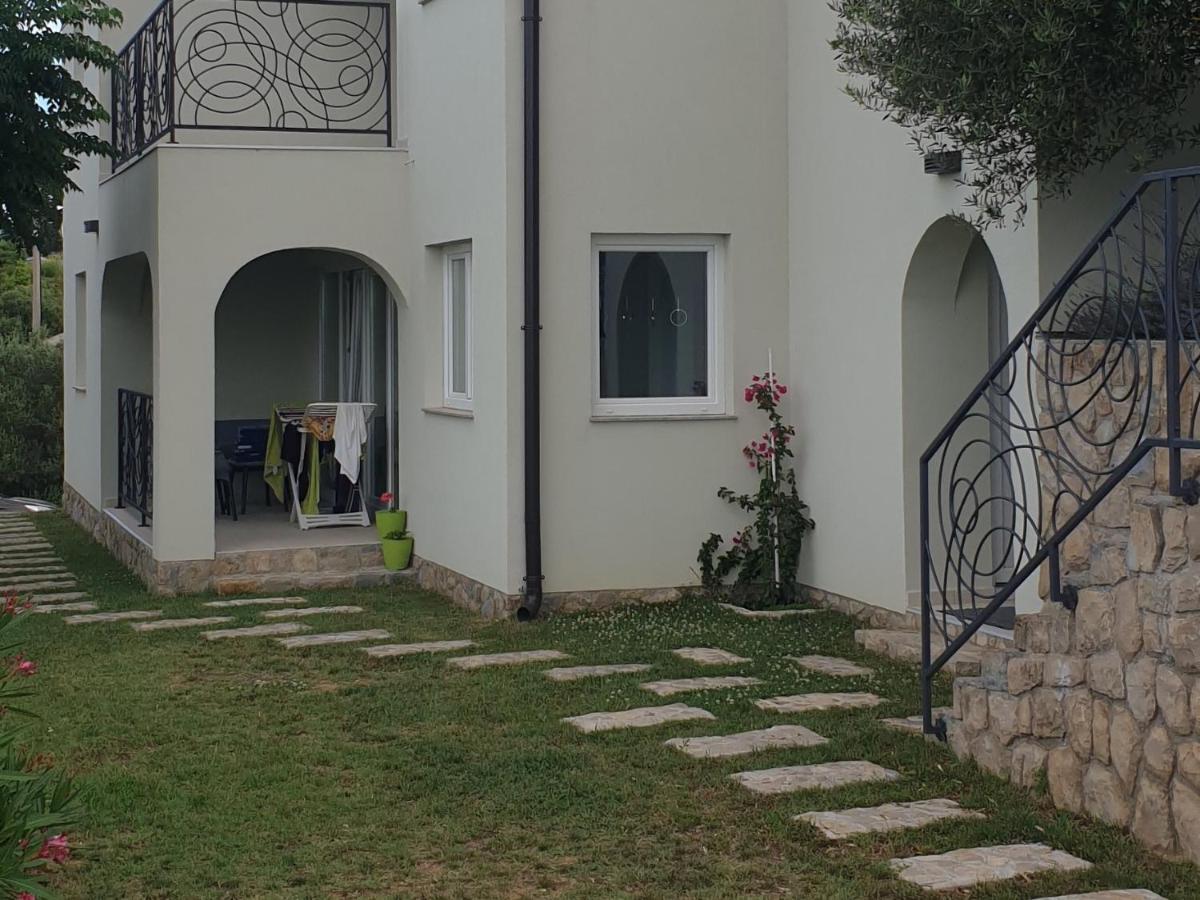 Apartment Mia 2 Banjol