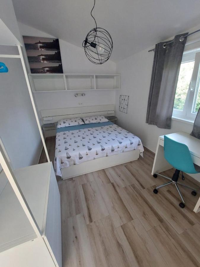 Mia 2 Apartment *