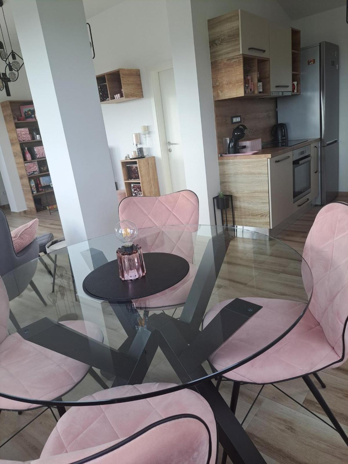 Apartment Mia 2 *