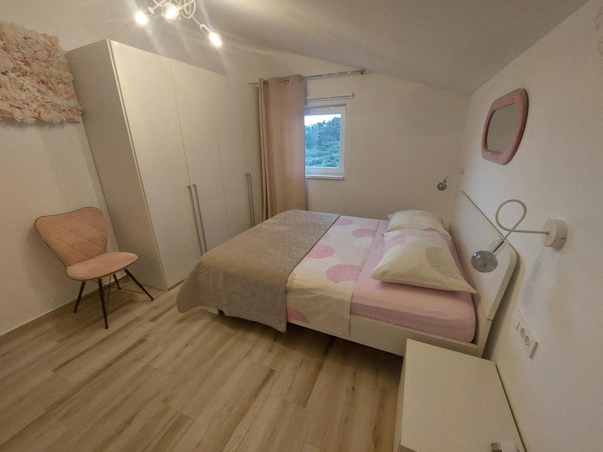 Apartment Mia 2 Banjol